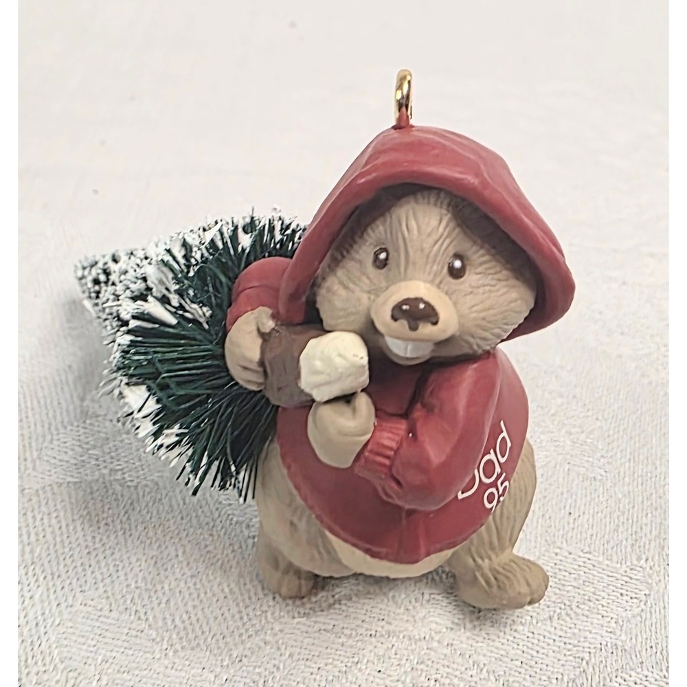 Hallmark Keepsake Ornament Dad 1995 Beaver with Christmas Tree Vintage QX5327